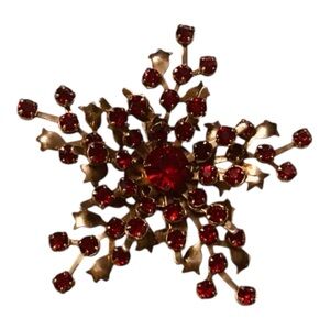 "vintage gold tone flower brooch rhinestone starburst